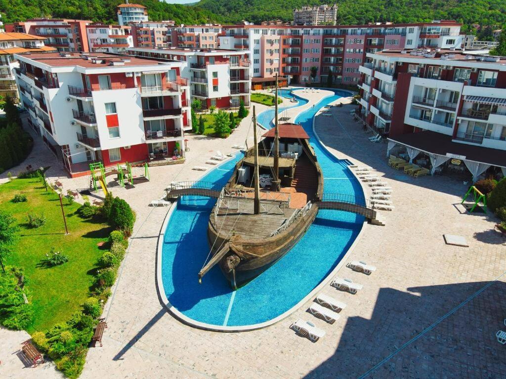 Privilege Fort Beach - Sea Viev Premium Apartments Елените Экстерьер фото