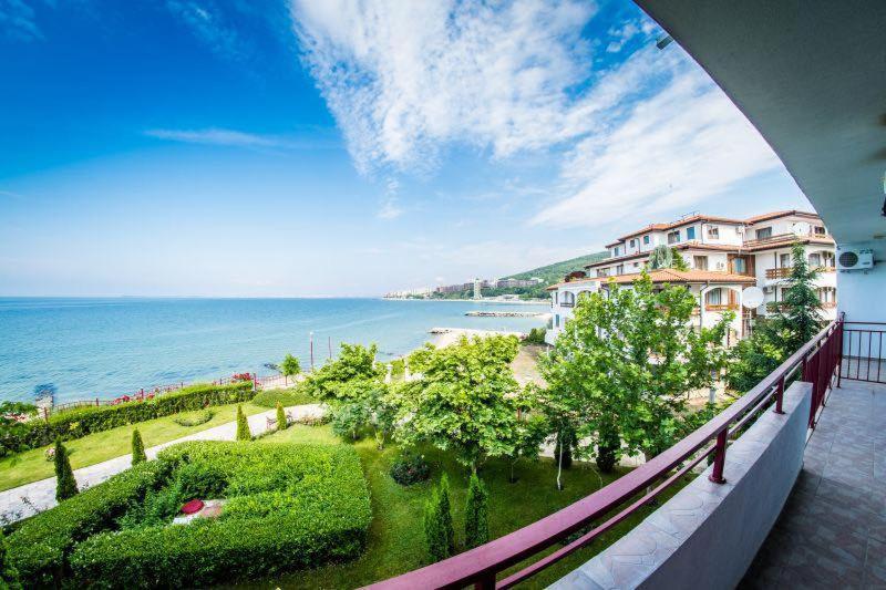 Privilege Fort Beach - Sea Viev Premium Apartments Елените Экстерьер фото